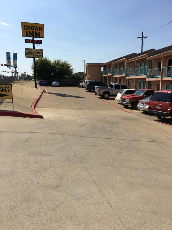 Crown Inn Grand Prairie Bagian luar foto